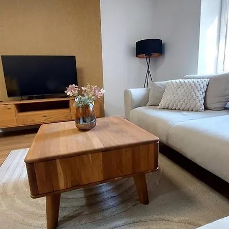 Apartment Vida, 3 Minutes Walk To The Center *