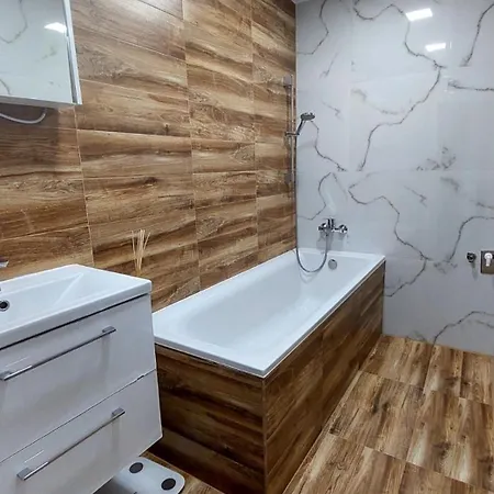 Apartment Vida, 3 Minutes Walk To The Center Košice
